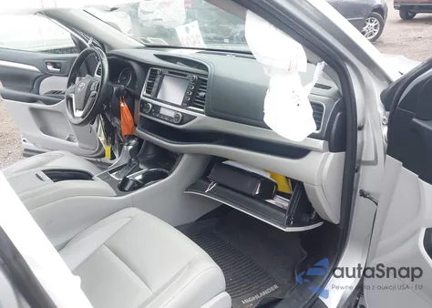 2018 Toyota Highlander Xle from USA, damaged, VIN 5TDJZRFH6JS545680